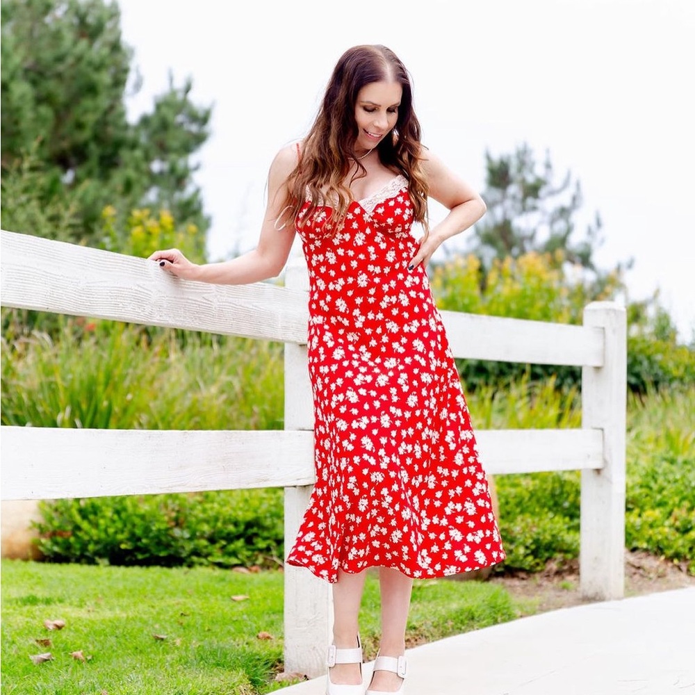 Midi dress with a retro flare!